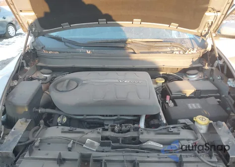 2017 Jeep Cherokee Latitude 4X4 from USA, damaged, VIN 1C4PJMCS6HW576040